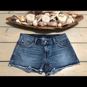 Women’s Levi’s Shorts